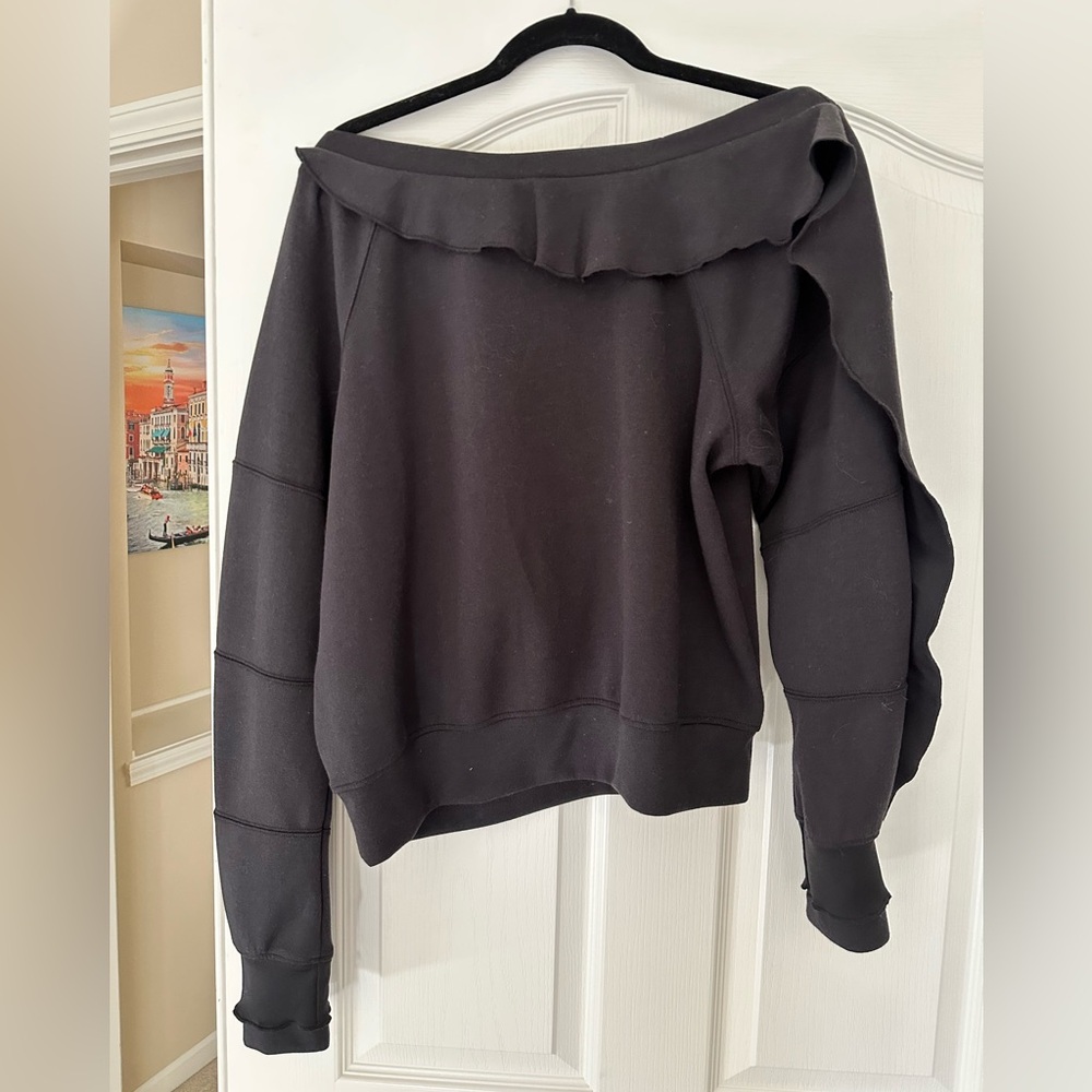 FREE PEOPLE MOVEMENT NWT~ black ruffle one shoulder athletic pullover sweatshirt - Picture 3 of 8
